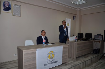 AYAY Bölümü Bahar Yarıyılı Akademik Açılış Dersini Sayın Rektörümüz Yaptı